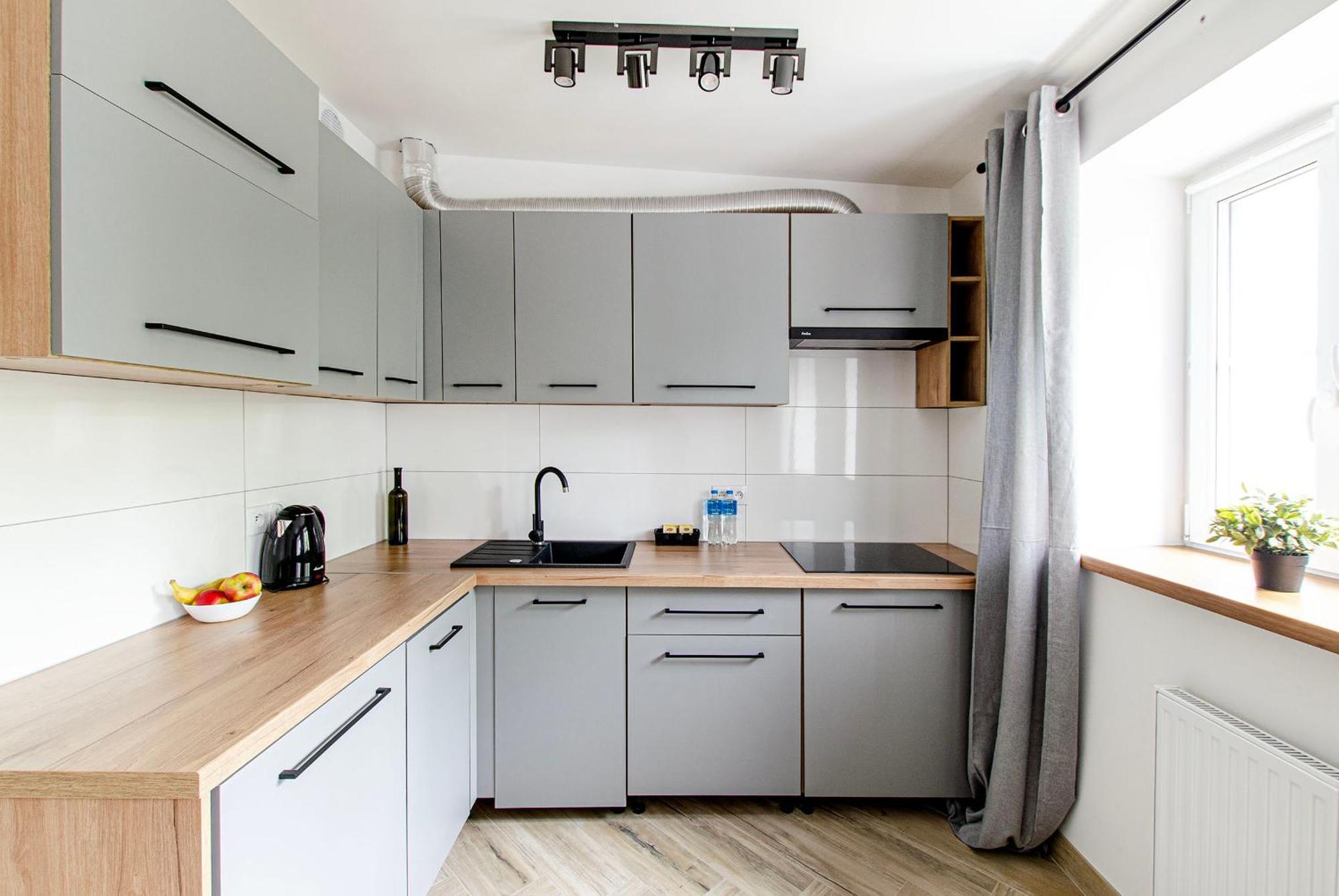 12b Loft Centre